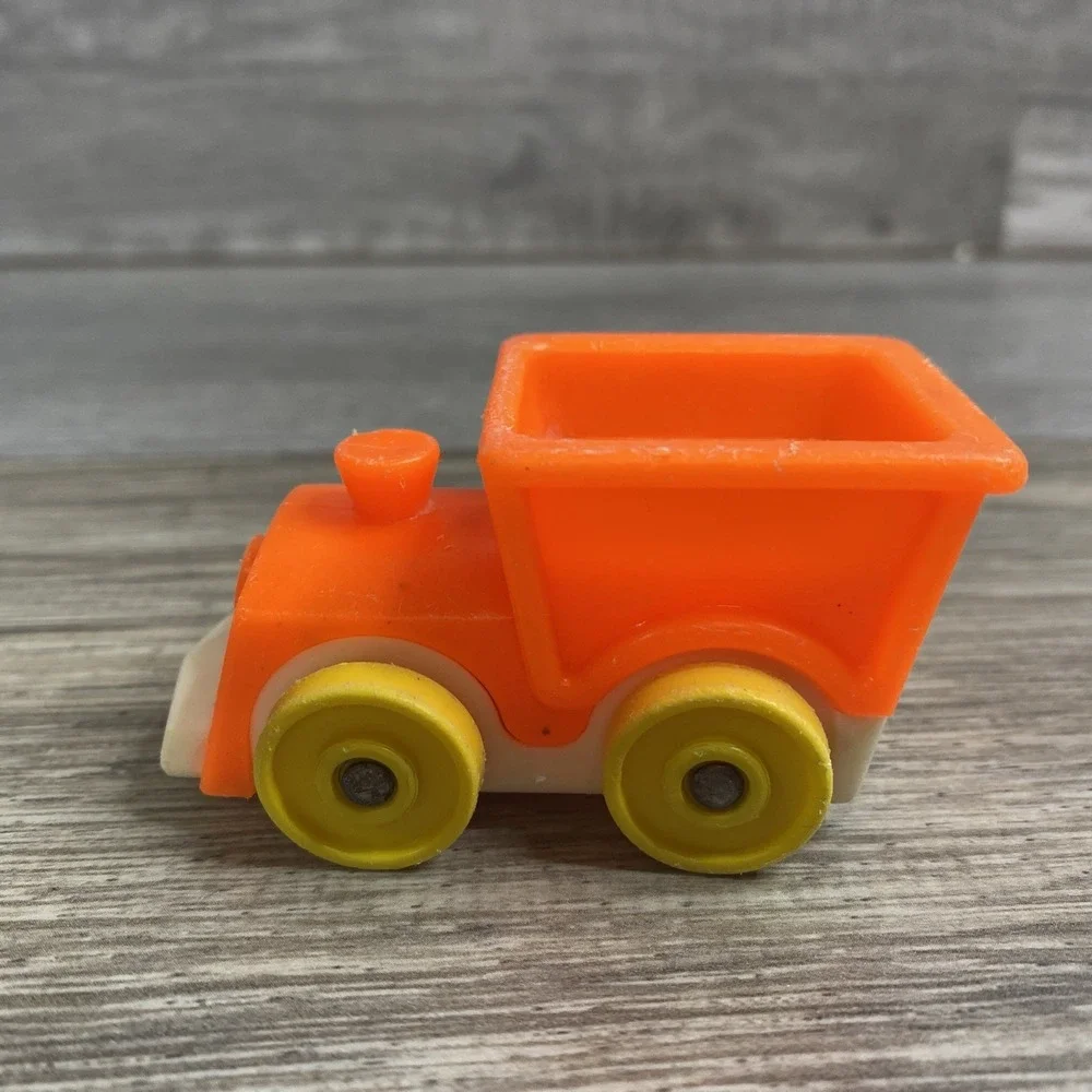 Fisher-Price Little People Toy Train Car‎ 1970s Orange Yellow Wheels